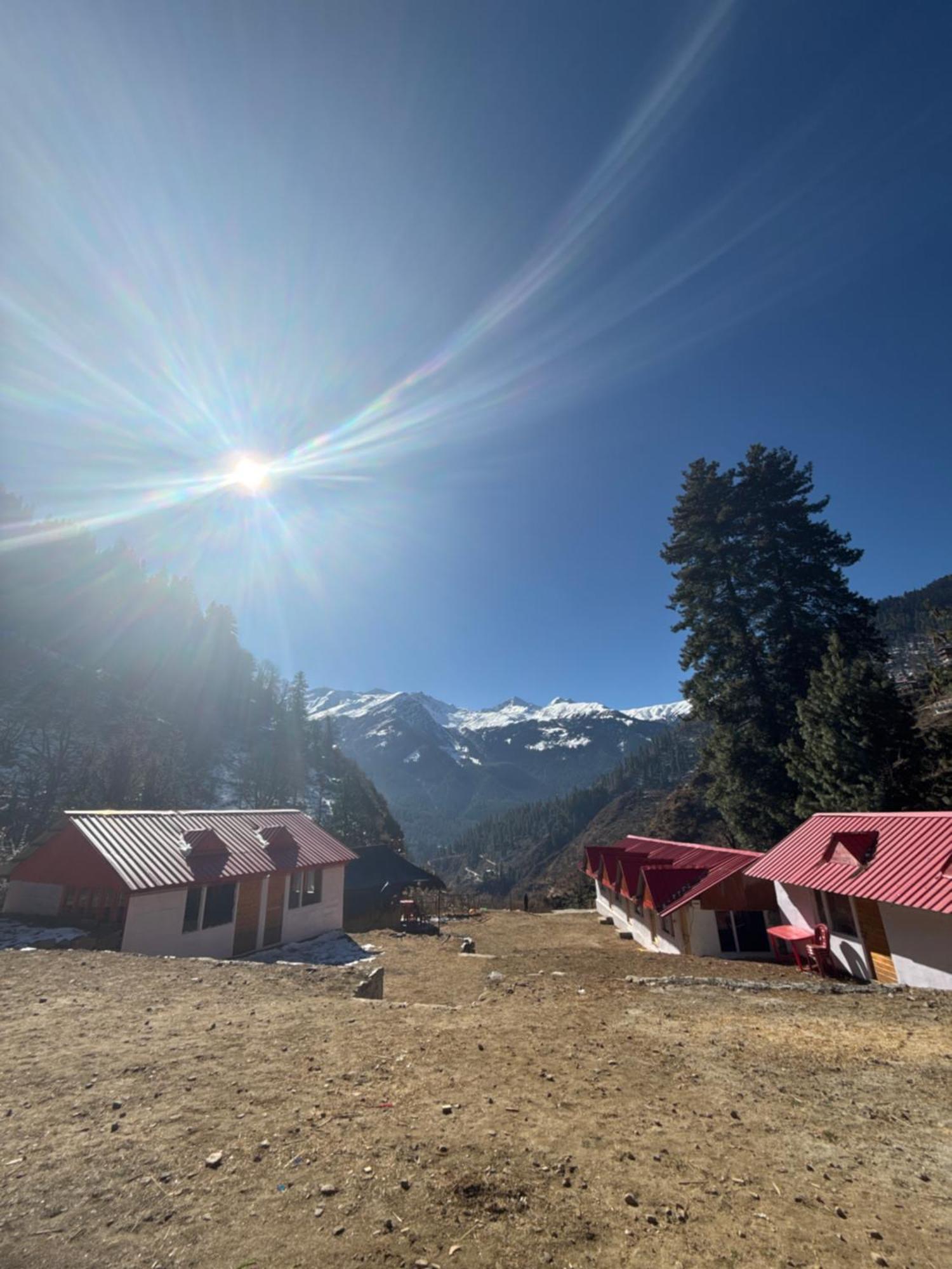 Lord Shiva Dimension Hotel Tosh Exterior photo